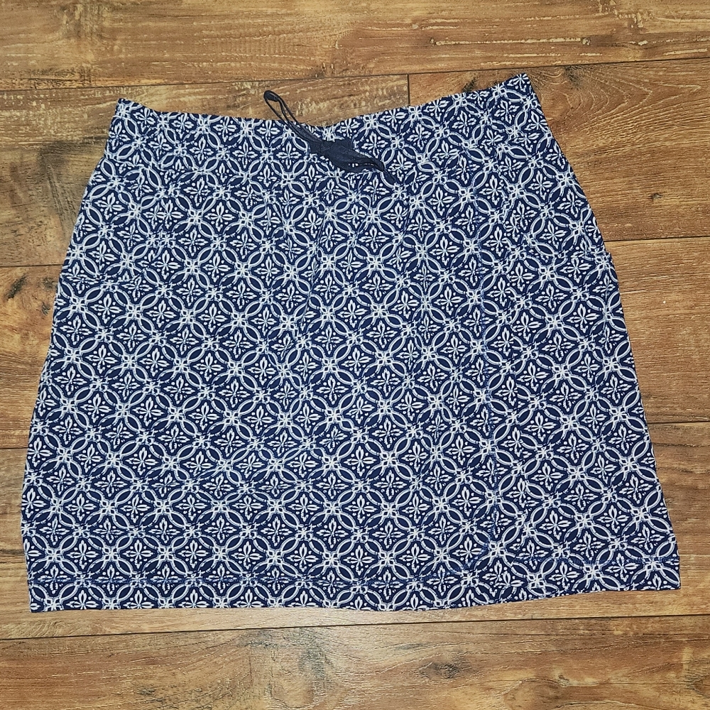 T by Talbots Women’s Faux Wrap Skirt Skort With Bike Shorts Attached  S